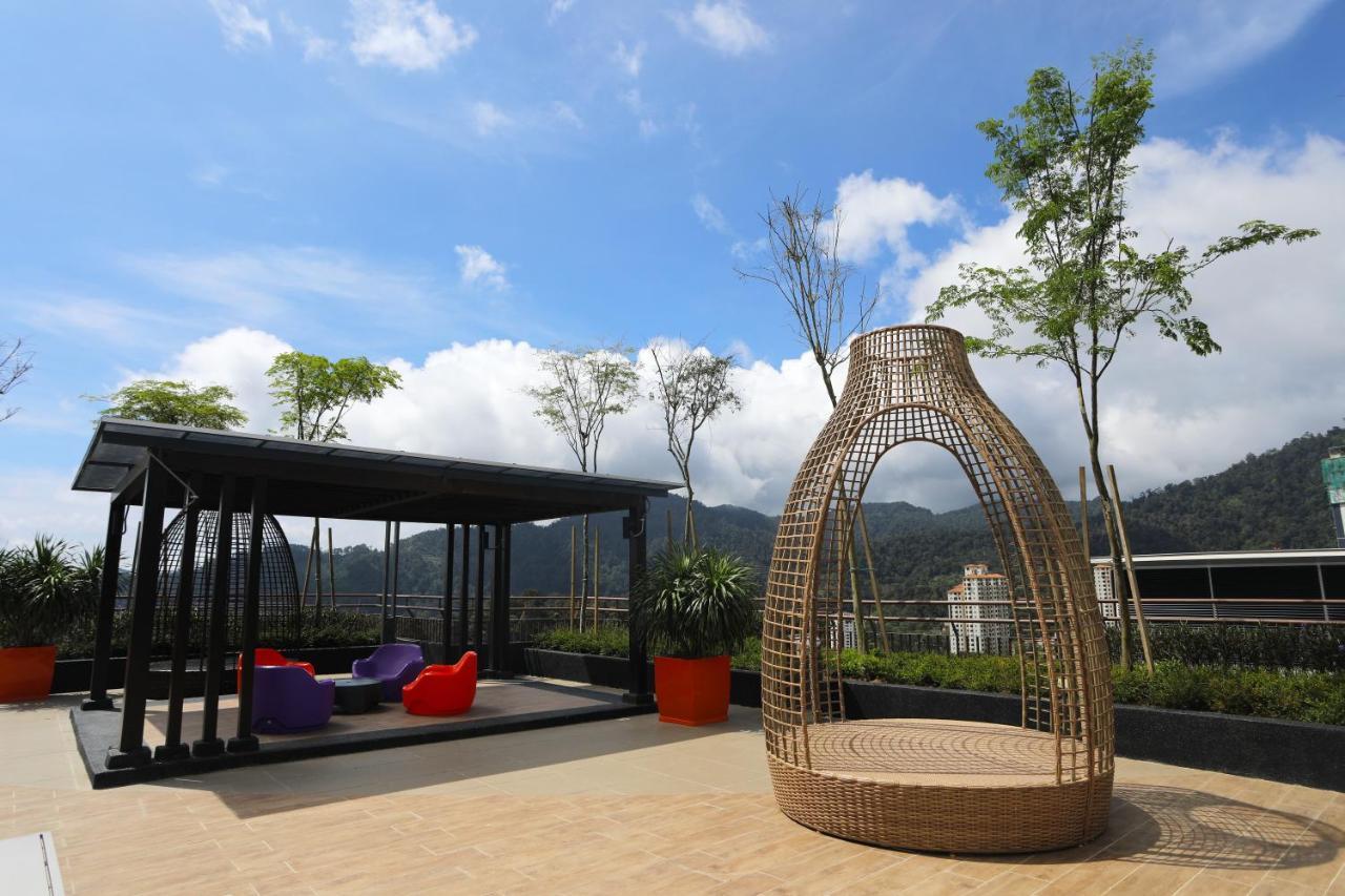 Family Cozy Home @ Midhills Genting L 8 Mins To Gpo Dataran Tinggi Genting Bagian luar foto