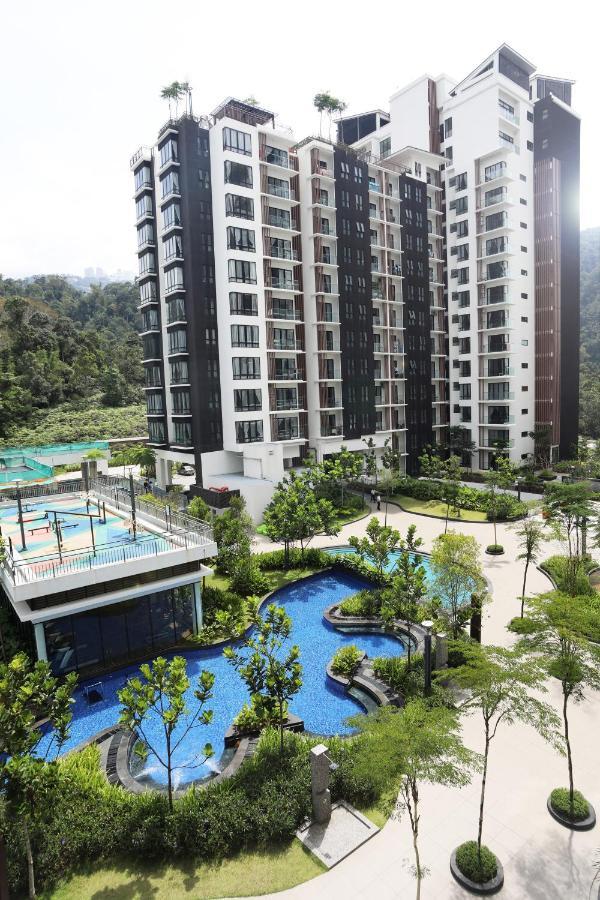 Family Cozy Home @ Midhills Genting L 8 Mins To Gpo Dataran Tinggi Genting Bagian luar foto
