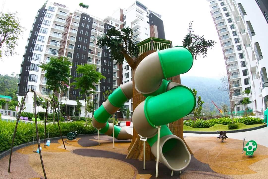 Family Cozy Home @ Midhills Genting L 8 Mins To Gpo Dataran Tinggi Genting Bagian luar foto